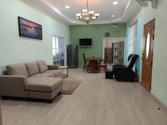 H1019 บ้านเดี่ยวให้เช่า โชคชัย การ์เด้น โฮม 2 พัทยา ซอยเขาน้อย 3 ห้องนอน