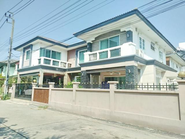 ทำเลลาดพร้าว71 โชคชัย บ้านเดี่ยว 2 ชั้นให้เช่า 4นอน 3 น้ำ นาคนิวา