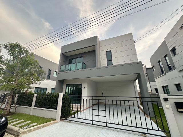 ให้เช่า บ้านเดี่ยว 2 ชั้น 3 ห้องนอน Centro บางนา โครงการใหม่ทำเลดีมาก