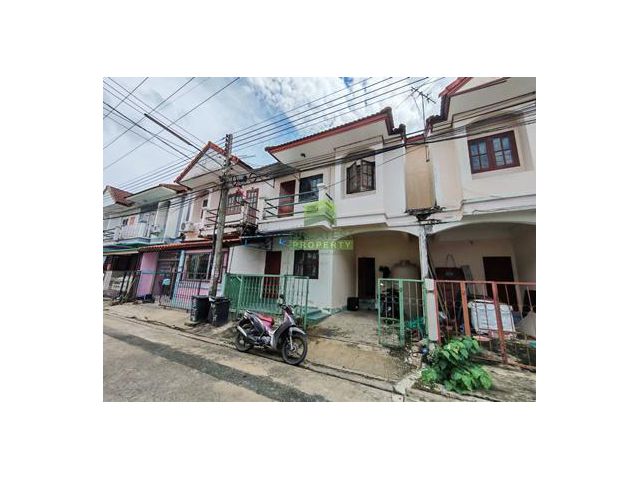 ขายทาวน์เฮ้าส์ 2 ชั้น หมู่บ้านพรรณิภา 2 คลอง4 เนื้อที่ 17.30 ตร.ว คลองหลวง ปทุมธานี ทำเลดี