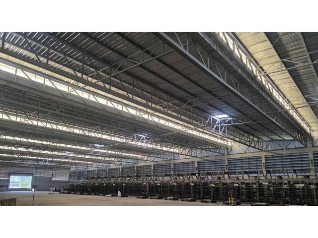 ให้เช่าโรงงานในนิคมบางปูใกล้สนามบินสุวรณภูมิ  ตำบลแพรกษา เมืองสมุทรปราการ พื้นที่ขนาด  7,450 ตารางเมตร