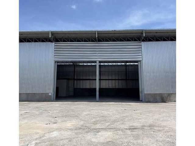 420 ตารางเมตร นาป่า บายพาส ชลบุรี ตู้คอนเทนเนอร์ 40 ฟุตเข้าได้