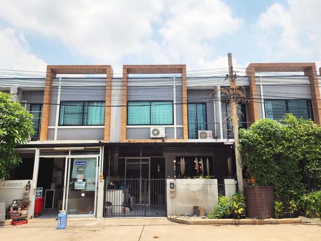 ขายทาวน์เฮ้าส์  หมู่บ้านเปี่ยมสุข เอสเกต แจ้งวัฒนะ-กาญจนาภิเษก