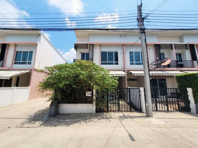 ขายทาวน์เฮ้าส์  หมู่บ้านพลีโน่ รัตนาธิเบศร์-ชัยพฤกษ์รี  นนทบุรี