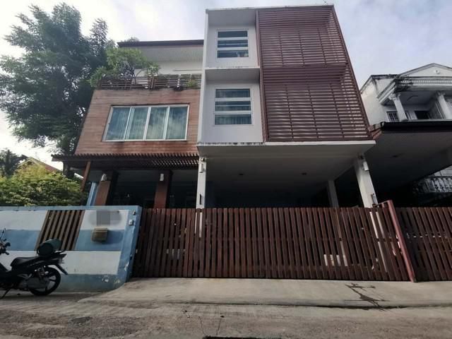 ขายบ้านเดี่ยว  หมู่บ้านรวมพร วิลล่า ซอยแก้วนุกูล นนทบุรี