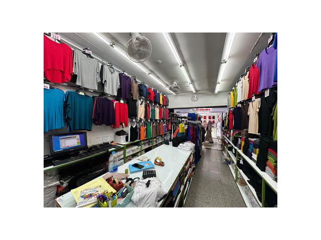 ขายถูกมาก!! ห้องโบ๊เบ๊ทาวเวอร์ อาคาร1 ชั้น 1 โซน2A แหล่งค้าส่ง (พื้นที่ใช้สอย 25.48 ตร.ม.) เยื้องบันไดเลื่อน ทำเลดี มีโ