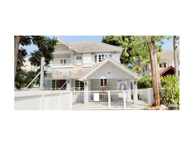 บ้านสวยรีโนเวทใหม่!! หมู่บ้าน ณ บุรี หลังมุม แต่งสไตล์มินิมอลโทนขาวละมุน พื้นที่ 76 ตรว. ทำเลดีม๊าก ใกล้ทางด่วน