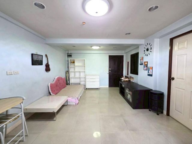 ขายถูก ปิ่นเกล้า พาวิลเลี่ยน คอนโด 1 ห้องนอน ขนาด 44.66 ตร.ม. ชั้น 8 ห้องสวยพร้อมอยู่ ทำเลดี เดินทางสะดวก ใกล้รถไฟฟ้า