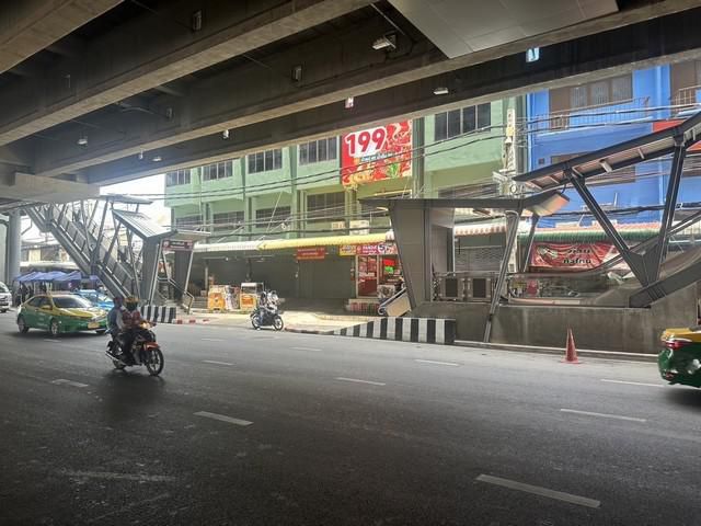 ให้เช่า อาคารพาณิชย์ 1-2 คูหา มีนบุรี หน้าสถานีรถไฟฟ้าตลาดมีนบุร