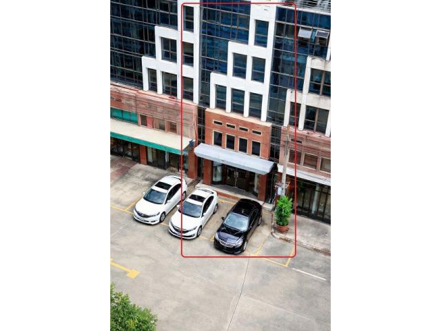 MRTบางกะปิ อาคารสำนักงาน 6ชั้น+ดาดฟ้า ใกล้เดอะมอลล์บางกะปิ 700 ม.