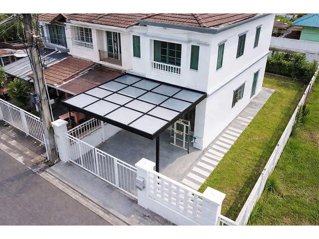 ฟิวเจอร์ รังสิต  หลังมุม 2ชั้น  2 ม.กรุงเทพ 900 ม. เครื่องซักผ้า