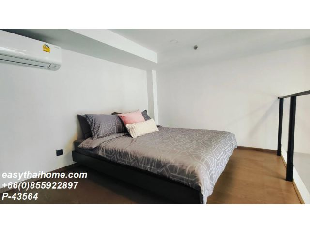 P-43564 ห้อง Duplex สุดหรู ใจกลางสามย่าน! ใกล้ MRT, วิวเมืองสวยงาม  39,000 บาท Line Id: @easythaihome 085-592-2897