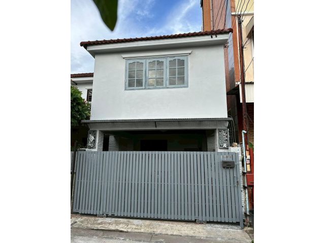 ให้เช่าบ้านเดี่ยว 2 ชั้น 50 ตร.ว. สุทธิสาร–ลาดพร้าว 64 ใกล้ เซ็นทรัล อีสต์วิลล์