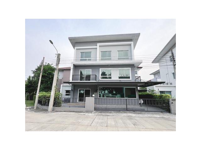 ด่วนมาก ! ขายบ้านเดี่ยว 3 ชั้น  Casa Premium Rama 2 เจ้าของขายเอง