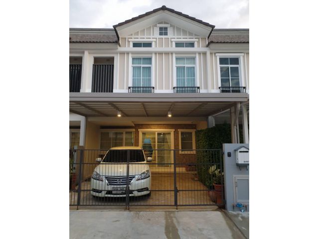 ให้เช่า Townhome2ชั้น  หมู่บ้าน อินดี้ 2 บางนา - รามคำแหง 2บ้านสวยพร้อมอยู่