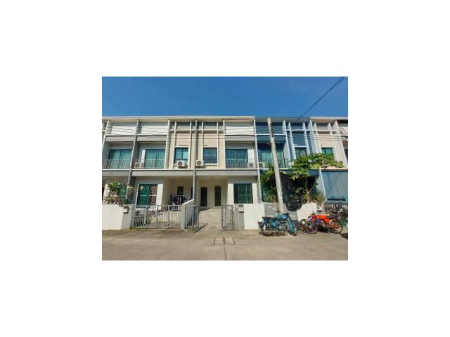 ขายทาวน์โฮม ลาดกระบัง เดอะ ทรอป 2 ใกล้สนามบินสุวรรณภูมิ ใกล้มอเตอร์เวย์ ราคา 2.49 ล้าน