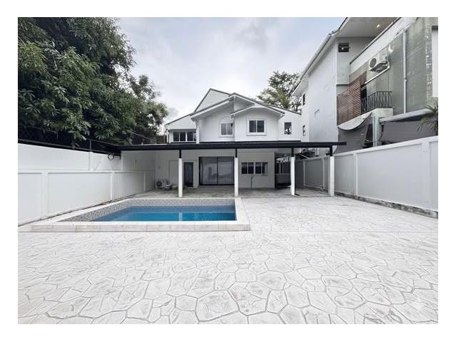 ให้เช่าบ้านเดี่ยวสุทธิสาร Pool privateมี5นอน4น้ำ ตกแต่งใหม่สวยเช่