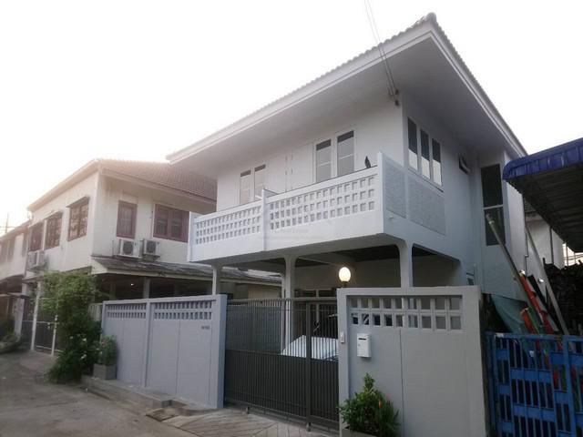 ขายบ้านเดี่ยว 2 ชั้น 42 ตรว. หมู่บ้านเสนานิเวศ 2 เกษตร-นวมินทร์