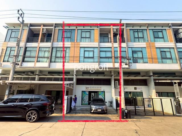 โฮมออฟฟิศใหม่ ฟังก์ชันครบ Trio Romklao –ทรีโอ ร่มเกล้า