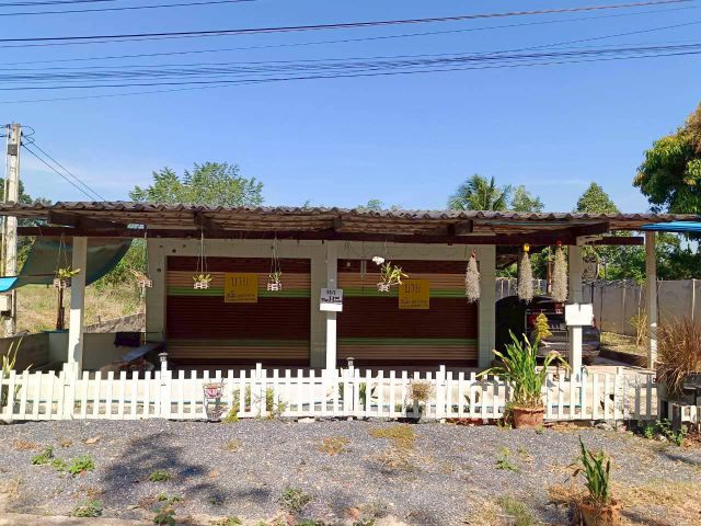 ขายบ้านพร้อมที่ดิน 1 ไร่ ติดถนน ใกล้สวนละไม วังจันทร์ ระยอง