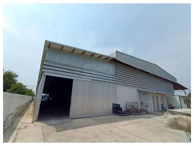 ให้เช่าโกดัง 300 ตร.ม - 1300 ตร.ม ลาดกระบัง