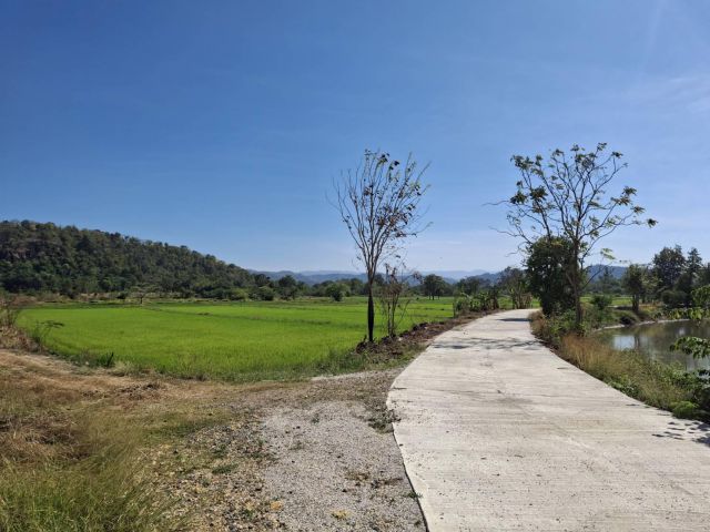 ขายด่วน!!!!! ที่ดินแปลงเล็กโฉนด 5-3-55 ไร่ ที่ 2 แปลง วิวภูเขา ติดน้ำ ต.ชำผักแพว อ.แก่งคอย จ.สระบุรี ขายยกแปลง 2,500,000