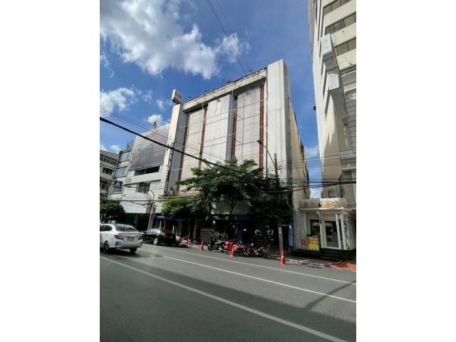 ให้เช่าอาคารพาณิชย์ 4.5 ชั้น ไม่รวมดาดฟ้า 4 คูหา ติดถนนใจกลางเยาว