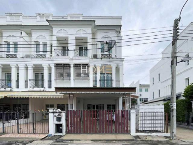 ขายถูกมาก!! ทาวน์โฮม 3 ชั้น หลังริม ม.ชวนชื่น จรัญฯ3 ต่อเติมเรียบร้อย ใกล้รถไฟฟ้า MRT/BTS เดอะมอลล์ท่าพระ