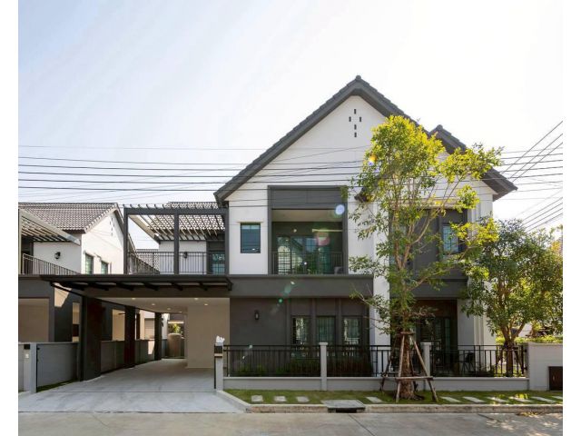 ให้เช่า บ้านเดี่ยว CENTRO BANGNA บ้านใหม่ ยังไม่เคยเข้าอยู่ • แปลงหัวมุม • ทิศเหนือ ทำเลคุณภาพ หลัง Mega Bangna