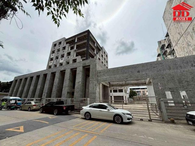 ขายตึก อาคารพาณิชย์ 7 ชั้น ซอยสุภาพงษ์ 3 พร้อมโกดัง