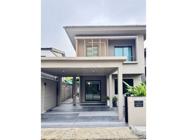 ให้เช่าบ้าน 3 ห้องนอน Areeya Como Botanica บางนา 1 ใกล้เมกะบางนา