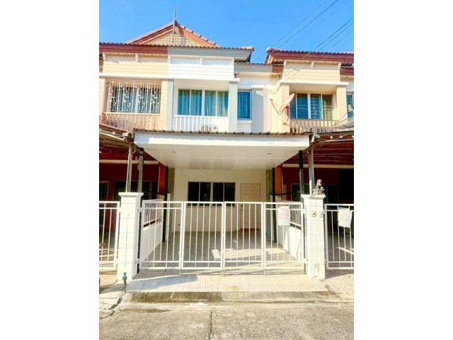 ม.กรุงเทพ 2 กม. 2 นอน 2 น้ำ ตลาดไท 2.5 กม. ตลาดไอยรา 2.8 กม.