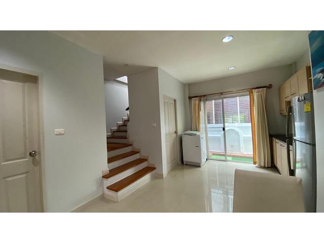 ให้เช่าทาวโฮมใกล้เซ็นทรัล บางนา บิ๊กซี บางนา และซีคอนสแควร์ 3 ชั้