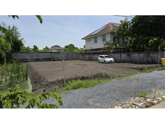 ขายที่ดินเปล่า อยู่ในซอย บางขนุน 5 , 92 ตารางวา