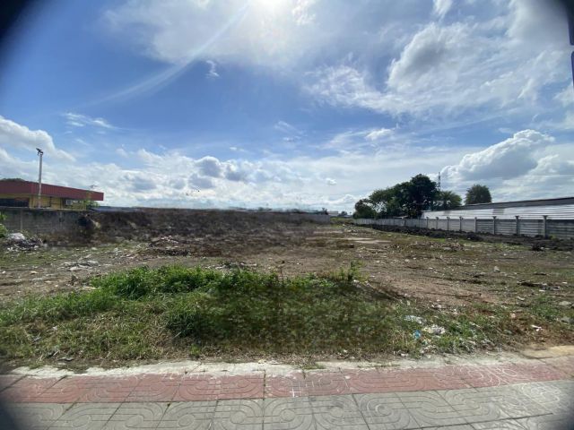 ที่สวย2ไร่กลางสมุทรสาคร ติดถ.เศนษฐกิจ1