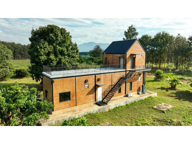 ขายที่ดินพร้อมบ้านพักตากอากาศ อ.แม่แตง ต.อินทขิล จ.เชียงใหม่ เนื้อที่ 5 ไร่ 2 งาน 33.2 ตรว.