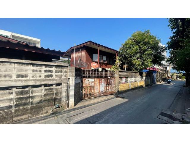 ขายบ้านพร้อมที่ดิน ซอยถนนกรุงเทพ-นนทบุรี 43