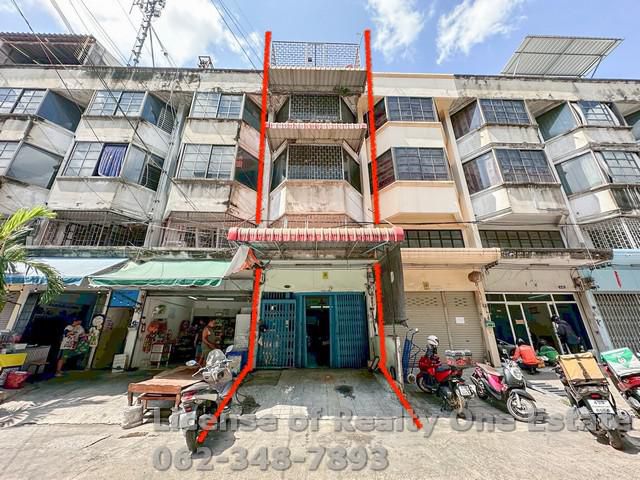 ขายตึกแถว 3 ชั้น พร้อมชั้นลอยและดาดฟ้า ทำเลทอง พระราม 2 ซอย 28 แย