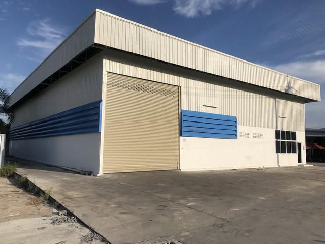 RK909 ให้เช่าโกดัง ตำบลหนองรี ใกล้นิคมอมตะซิตี้ ชลบุรี ขนาด 600 ตารางเมตร 1 ออฟฟิศ 4 ห้องน้ำ ประตูม้วนไฟฟ้า