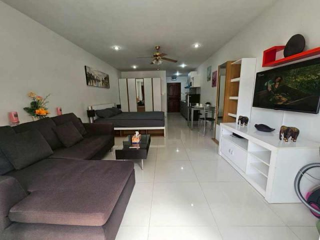 C1087 ขายหรือให้เช่า คอนโดจอมเทียน บีช เมาน์เทน 3