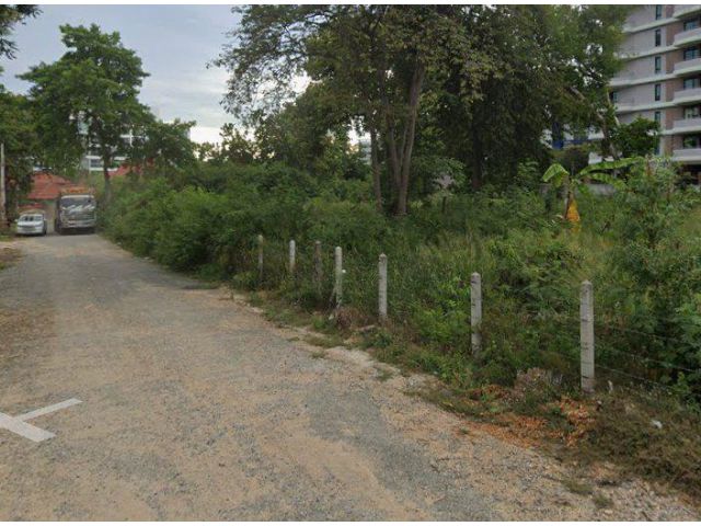 ขายที่ดินฝั่งทะเลหนองปรือ พัทยา 2 ไร่ พระตำหนัก ซอย5 ใกล้หาด600เมตรทำเลดี อ.บางละมุง จ.ชลบุรี