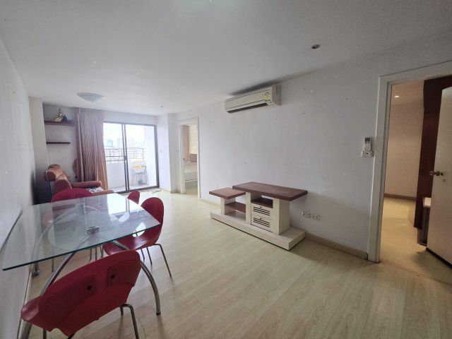 ขายคอนโด เดอะรอยัล วิภาวดี48  ขนาด 68.94 ตรม.  ใกล้ทางด่วน มหาลัยเกษตรฯ