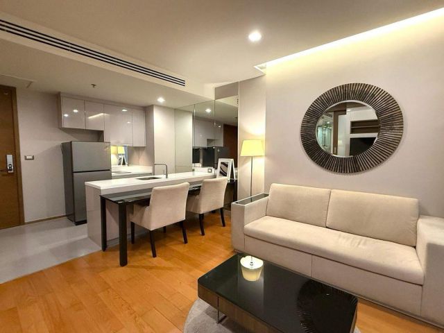For Rent Condo The Address Sathorn fully furnished (S15-27730)