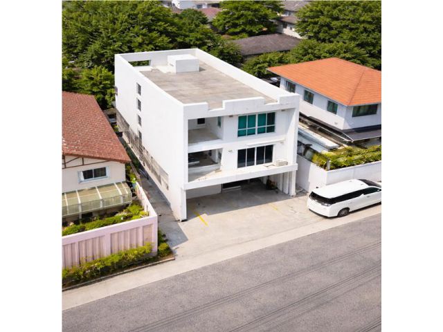 พระราม 9 RCA โฮมออฟฟิศให้เช่า 5 เพชรบุรี 41-49 BTS ทองหล่อ 2.34กม