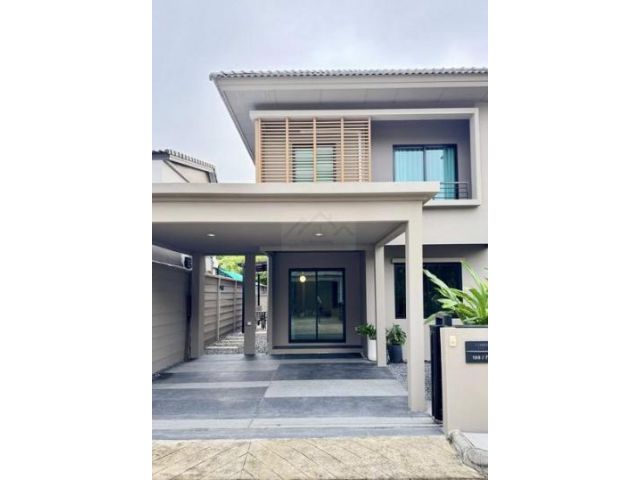 ให้เช่าบ้านเดี่ยว 2 ชั้น  Areeya Como Botanica บางนา 1