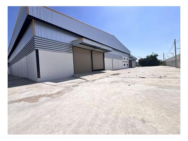 ให้เช่าโกดัง  บางปลา อำเภอบางพลี ขนาด 5200 ตรม