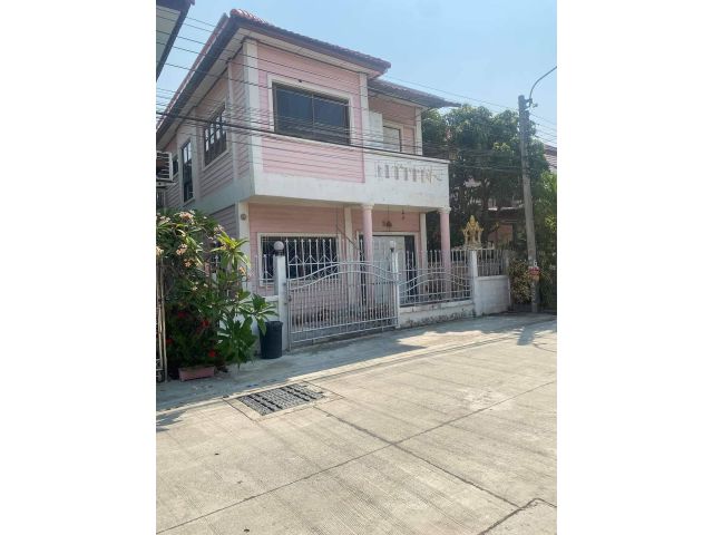 ขายถูกมาก!! บ้านเดี่ยว 2 ชั้น ม.ทรัพย์สมบูรณ์สุขเจริญ ซ.1 อ.พระสมุทรเจดีย์ สมุทรปราการ ใกล้บิ๊กซี  ถ.กาญจนาภิเษกฯ