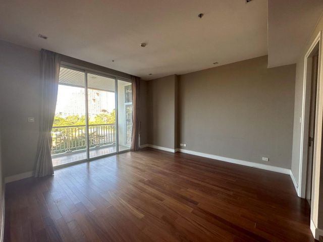 for sale condo The Cove pattaya 1 Bed room 92.53 Sq.m graden view large balcony (S03-2344)