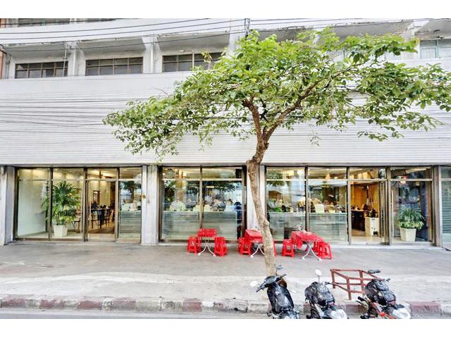 2 ชั้น 2 นอน 2 น้ำ  300 ตร.ม.ไทวัสดุพระ BRT วัดดอกไม้ อาคาร4 คูหา