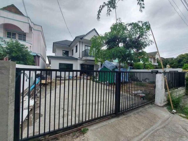 ขายบ้านเดี่ยว2 ชั้น หมู่บ้านงามประทีป ต.บ้านใหม่ อ.เมืองปทุมธานี